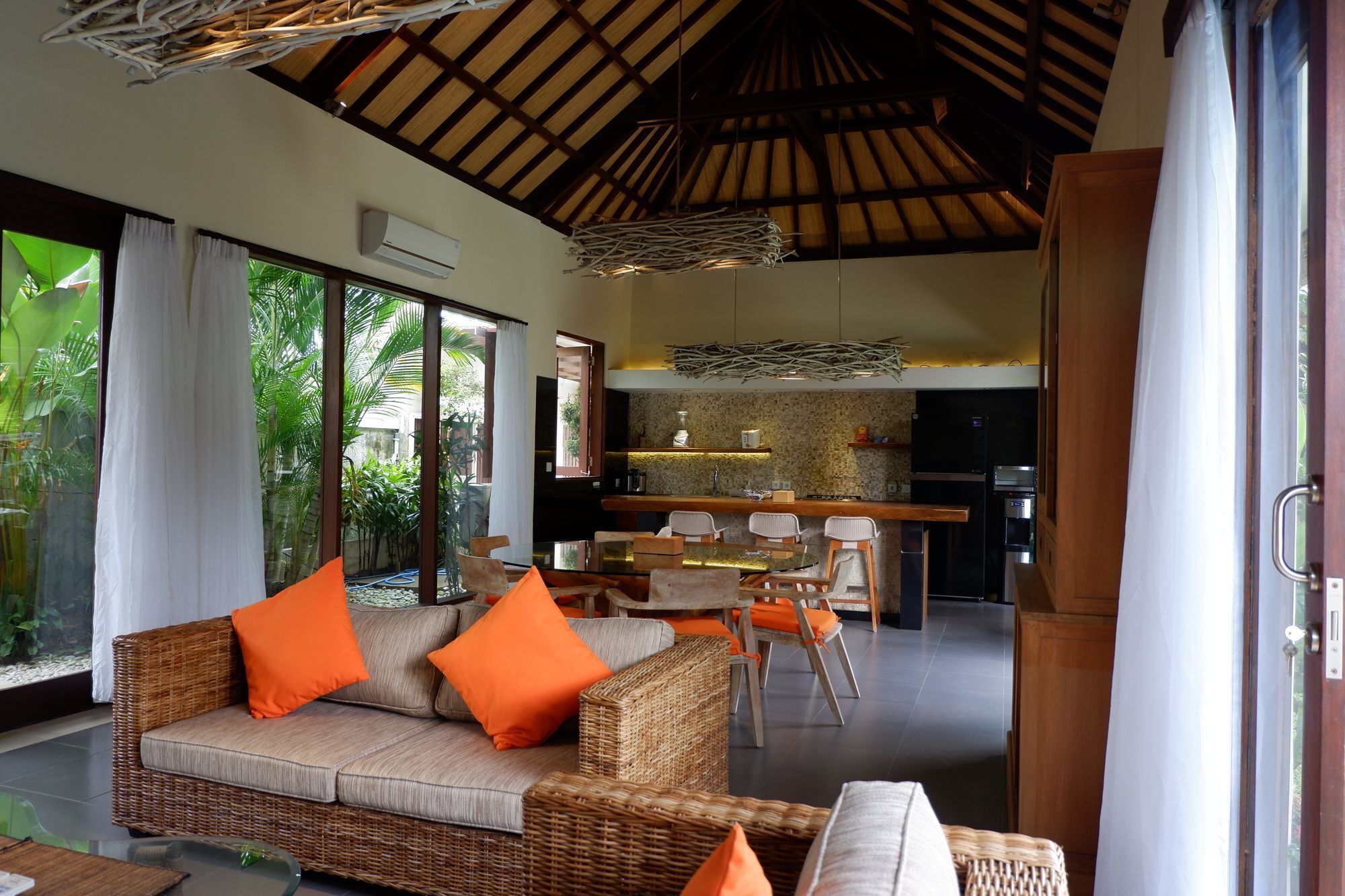 Villa Intan Bali Legian Екстер'єр фото
