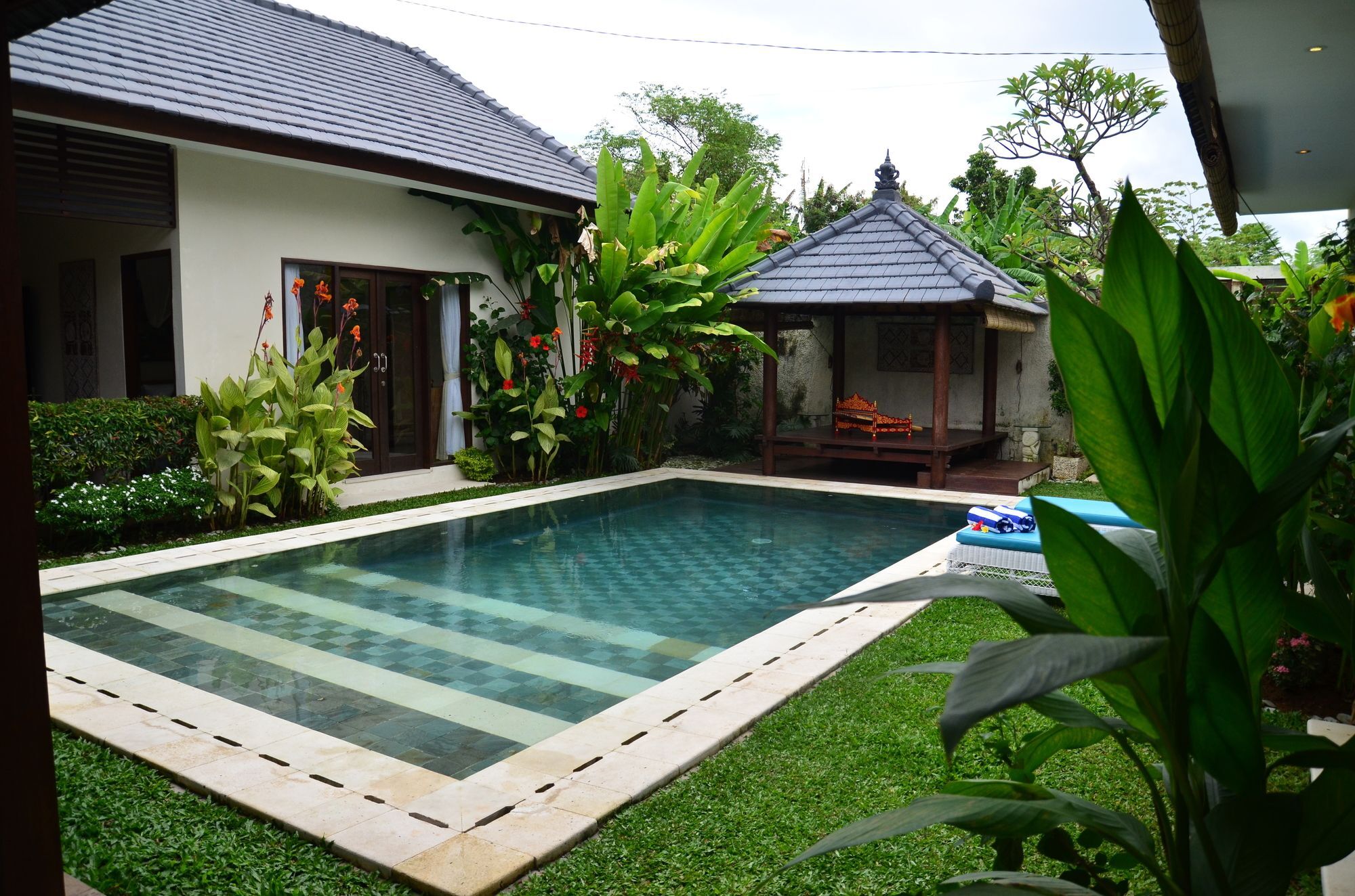 Villa Intan Bali Legian Екстер'єр фото